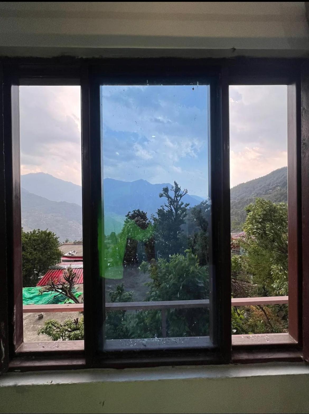 Mayur Homestay Ukhimath ภายนอก รูปภาพ