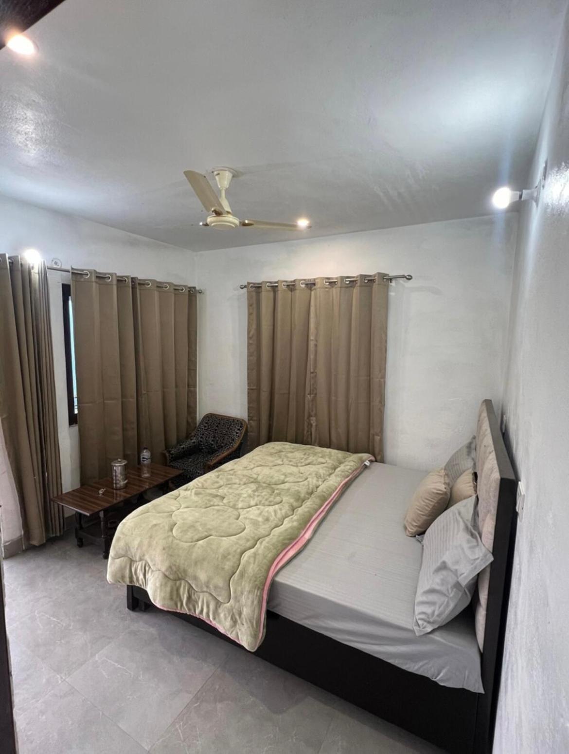 Mayur Homestay Ukhimath ภายนอก รูปภาพ