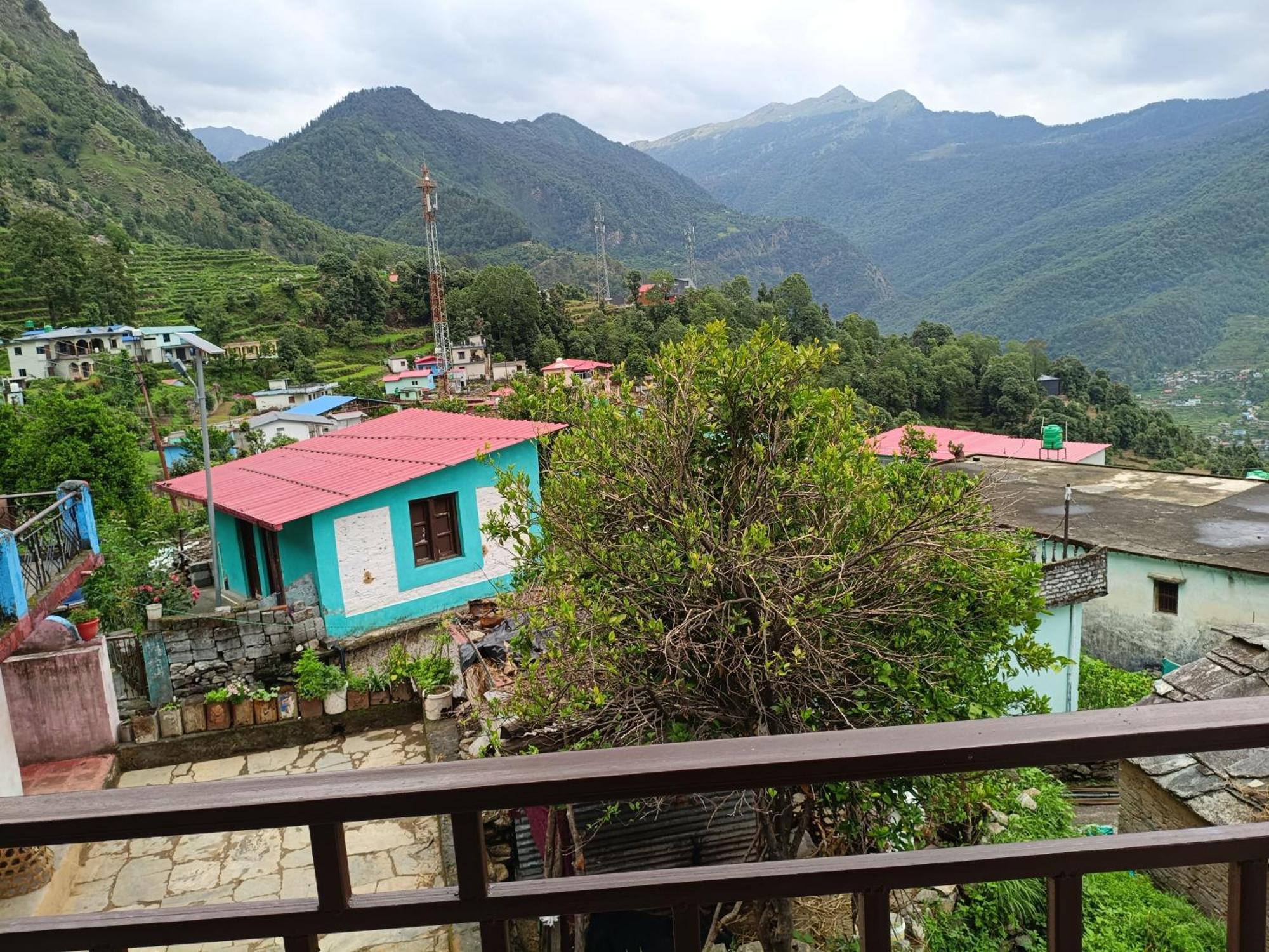 Mayur Homestay Ukhimath ภายนอก รูปภาพ